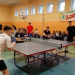 Turniej w tenisie stołowym dziewcząt i chłopców